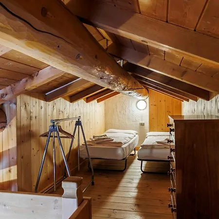 Apartment Bait Panorama *